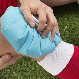 Cold can help relieve knee pain after injury